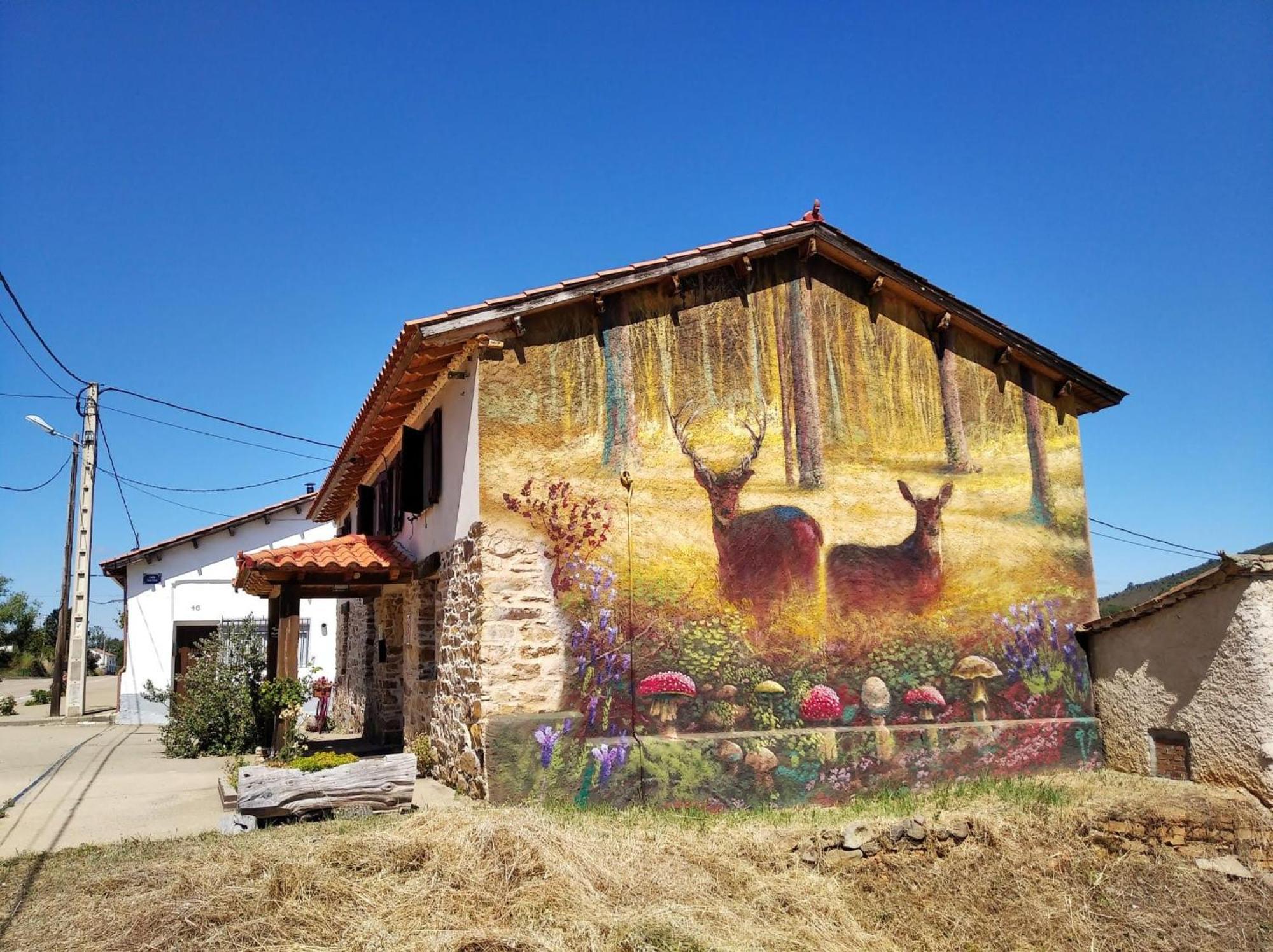 Casa Rural Tozolosolobos Otero de Bodos Екстериор снимка